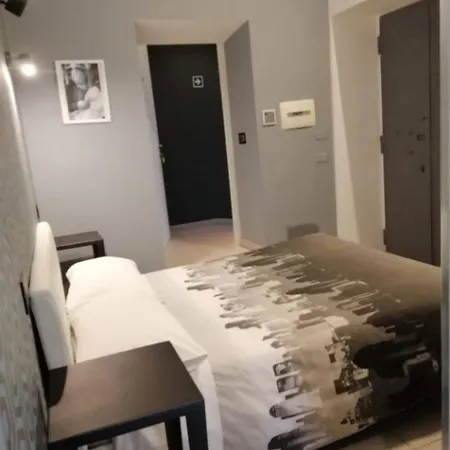 Merulana 139 Suites-3